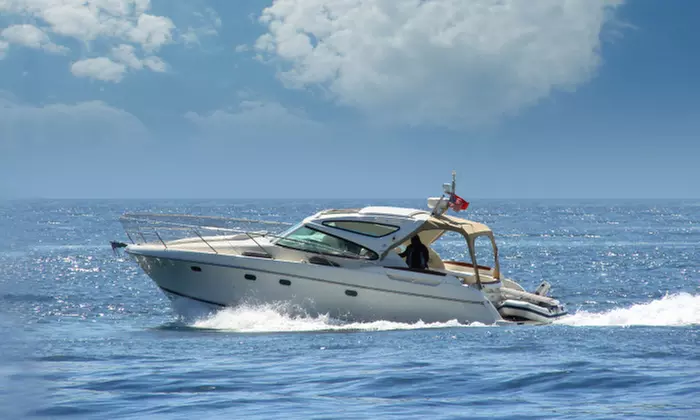 Wertgutschein über 335€  anrechenbar auf einen Sportbootführerschein bei Bootsschule & Charter ( 33% sparen) - Primary Image