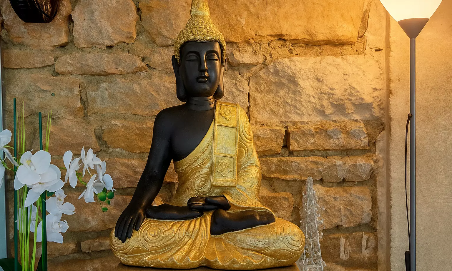 Massage traditionnel thaïlandais ou aux huiles chaudes d'1h