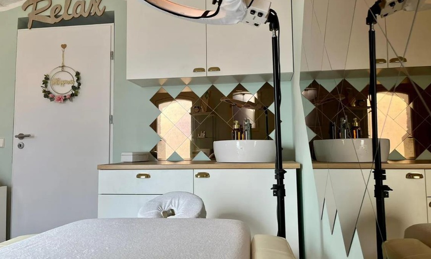 Image 1: Microblading, opt. mit Schattierung, oder Soft Ombré Brows für 1 Pers.