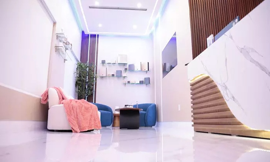 Image 3: Unlock Fuller Hair with One or Two PRP Hair Restoration Treatments 