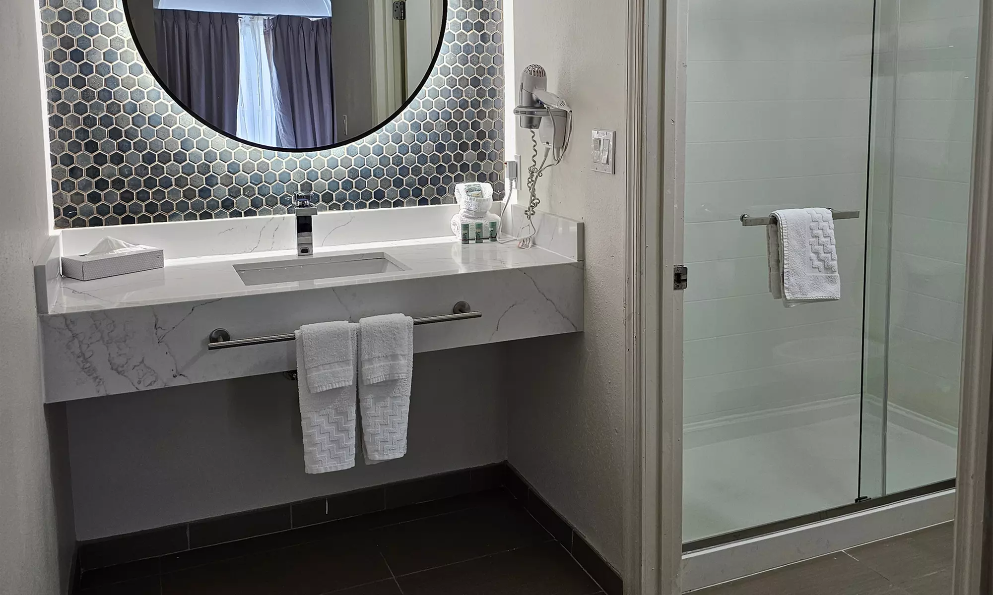 Orlando Hotel near Theme Parks - Perfect Stay!
