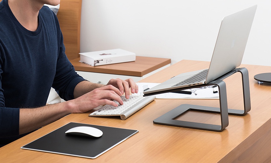 Image 9: Aluminium Stands for Phones, Tablets & Laptops