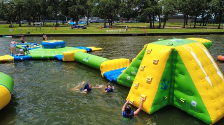 60 Minute Splash for 2 (Valid Monday - Friday) - Lake Conroe Splash Zone