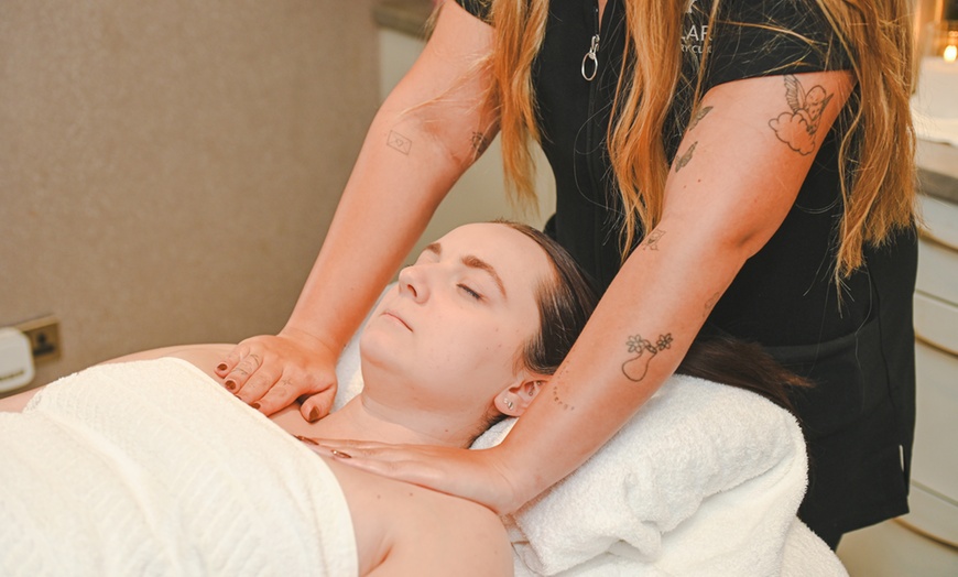 Image 7: Spa Experience w/ Treatment, Prosecco & Robe & Slippers For 1 Or 2 