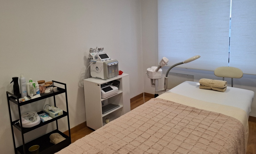 Image 3: 1 o 2 sesiones de 30 minutos de radiofrecuencia facial para 1 persona