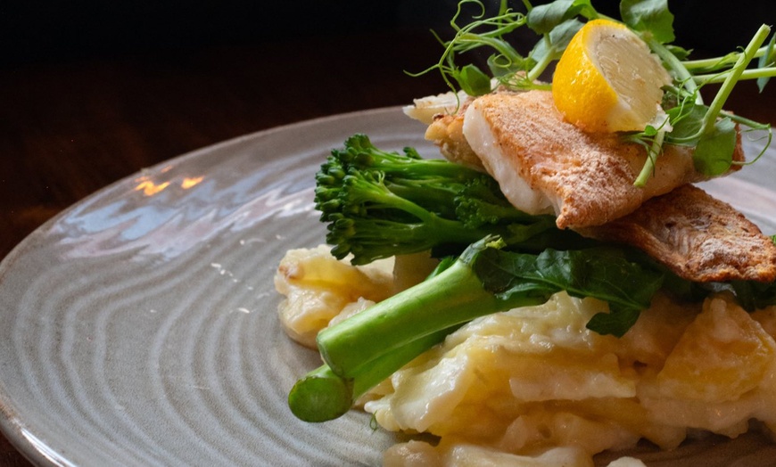 Image 7: The Queen’s Head, Cullercoats - A Cosy Coastal Pub Experience