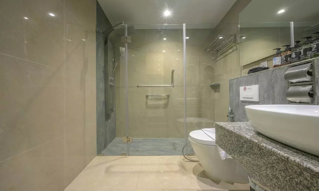 ✈ Phuket, Thailand: All-Inclusive 5 Nights with Return Flights