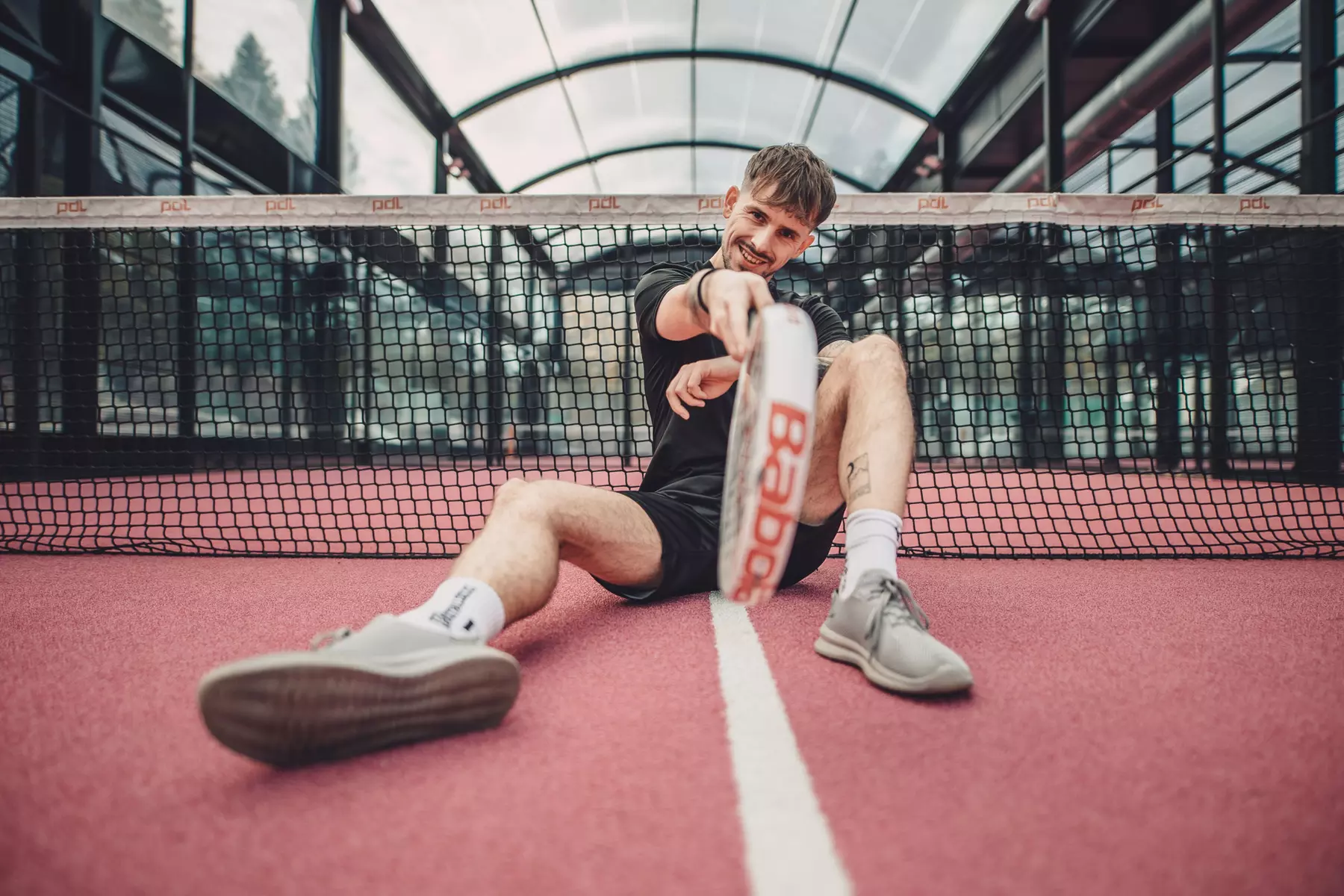 Rakieta w dłoń! Godzina gry w tenisa, padla, badmintona lub pickleball w centrum Sport Park Śląsk (do -46%) - Primary Image