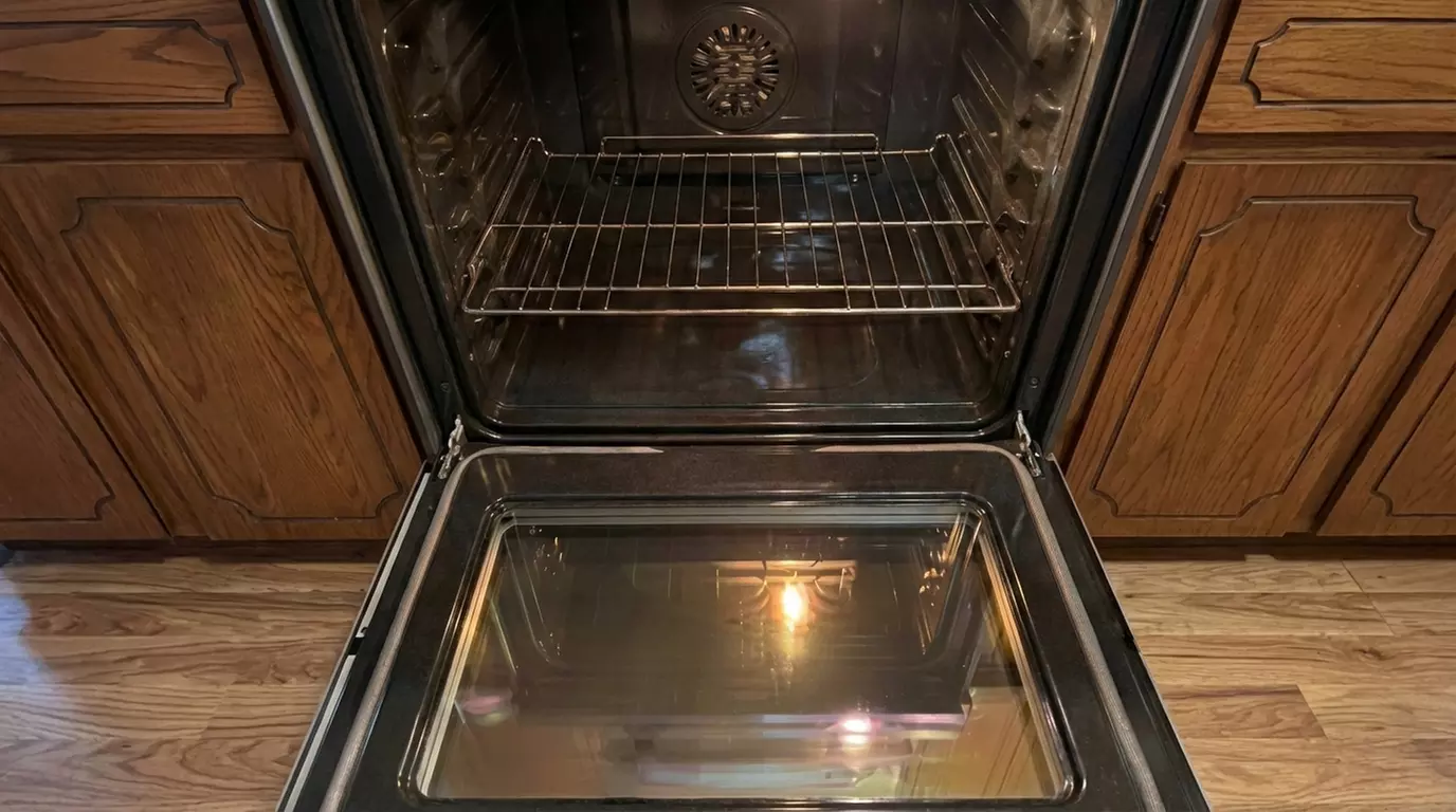 Basic or Deep Cleaning Up to 2000 or 2200 square feet | Oven Cleaning