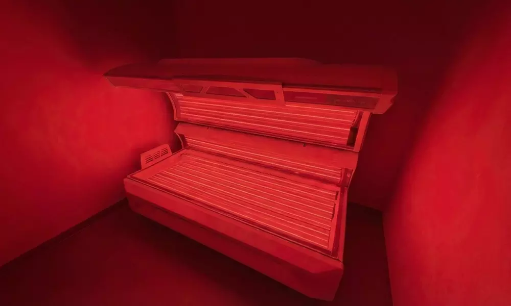 One Session of Cryotherapy, Red Light Therapy, or Infrared Sauna
