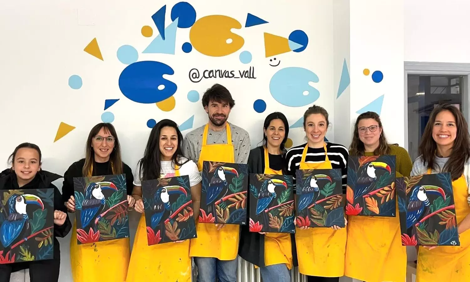 Taller de pintura acrílica para 1 o 2 personas con bebida y picoteo