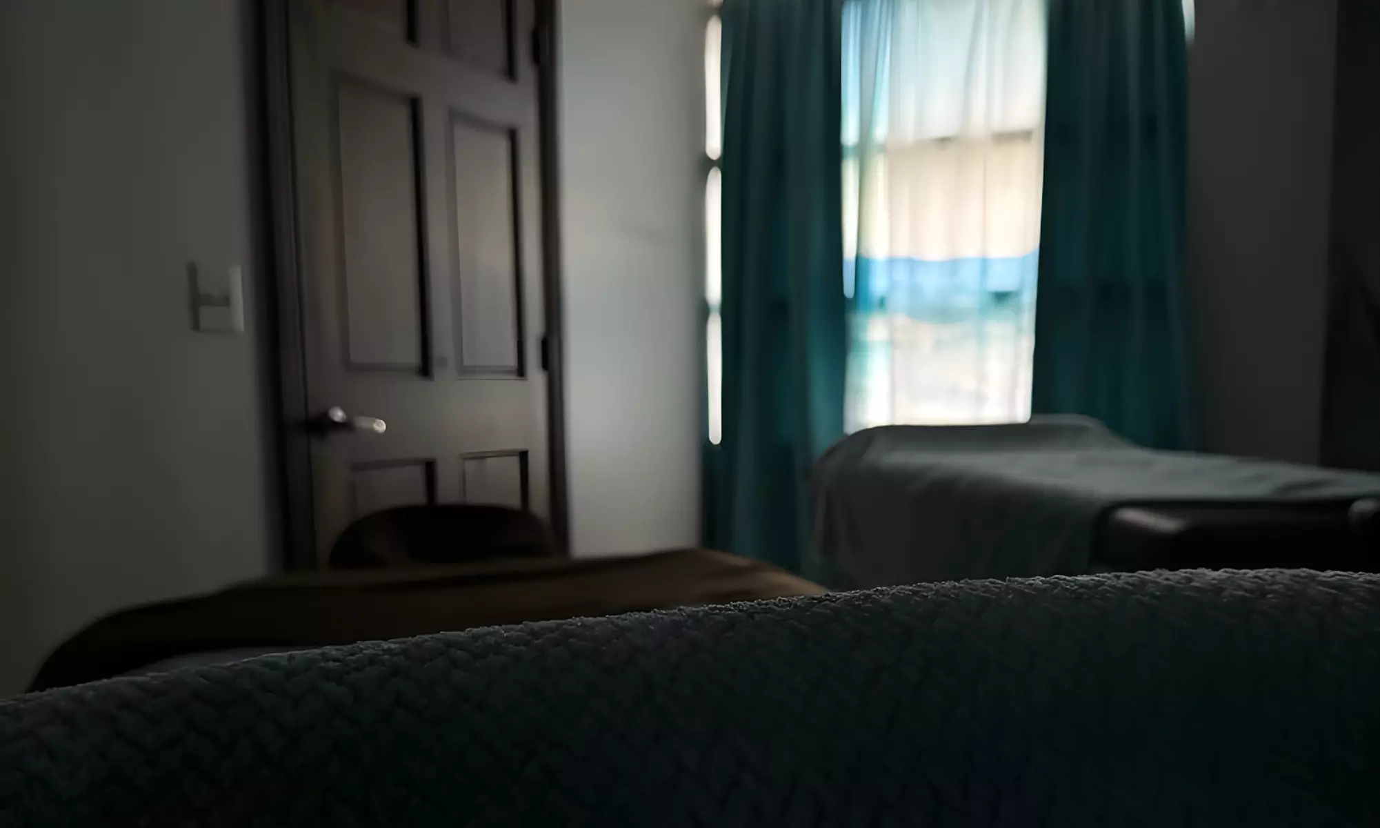 30, 60 or 90-Min Custom Massage + 30 or 60 Essential or Upgrade Facial