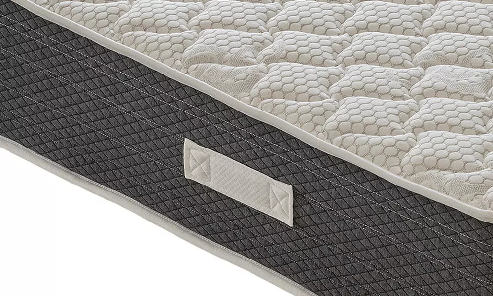 Materasso in memory foam alto 30 cm con molle indipendenti