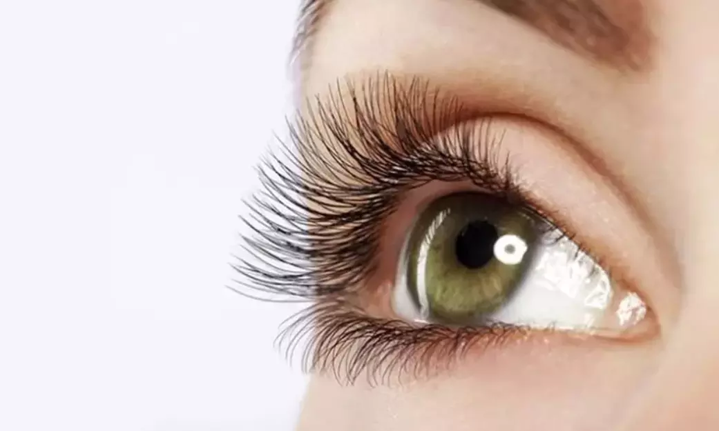 Wimpernverlängerung Classic (1-3D), Hybrid (4-6D) oder Volumen (7-9D)