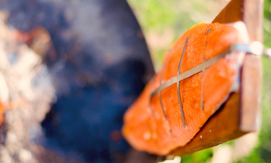 Image 3: Eisstockschießen – in Kombination mit Verzehr buchbar