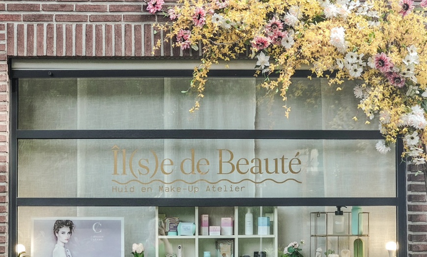 Image 2: Soin visage Deluxe avec massage et luminothérapie avec Ilse de Beaute