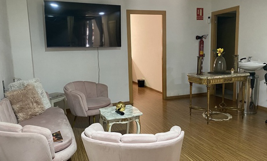 Image 6: 1 o 2 sesiones con radiofrecuencia Indiba y electroestimulación para 1