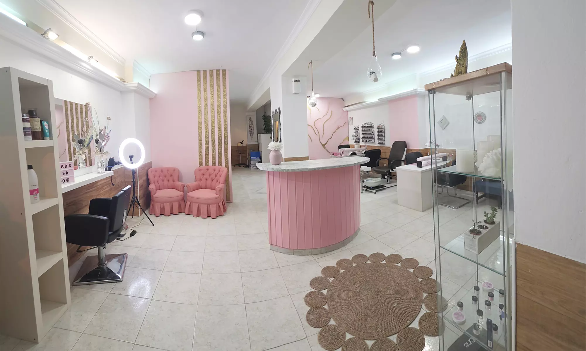 Manicura y/o pedicura y aplicación de gel o uña en Melany Santana