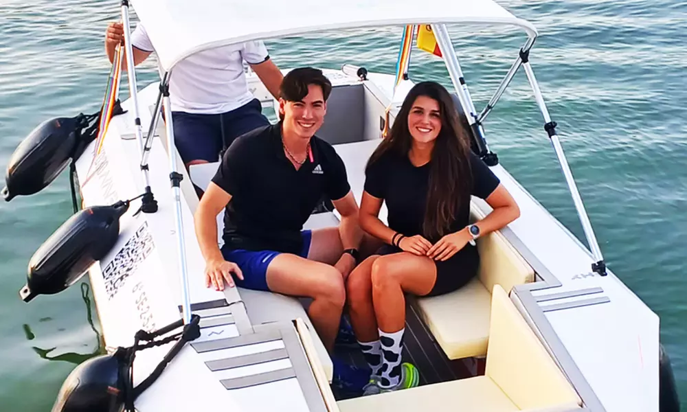 Paseos en TaxiShip eléctrico por el Guadalquivir