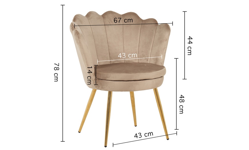 Image 35: Fauteuil coquillage en velours