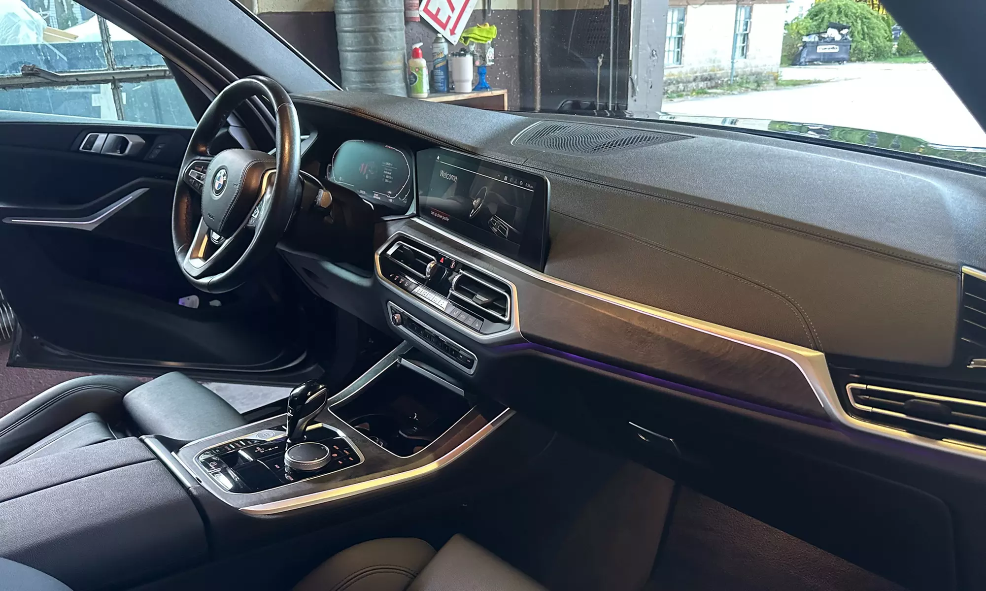 Platinum & Diamond Auto Detailing — Cars, SUVs, Trucks & Fleet Options