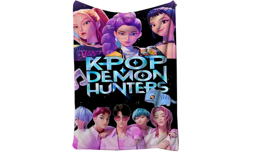 Image 4: Trending Monster Hunters Flannel Blanket