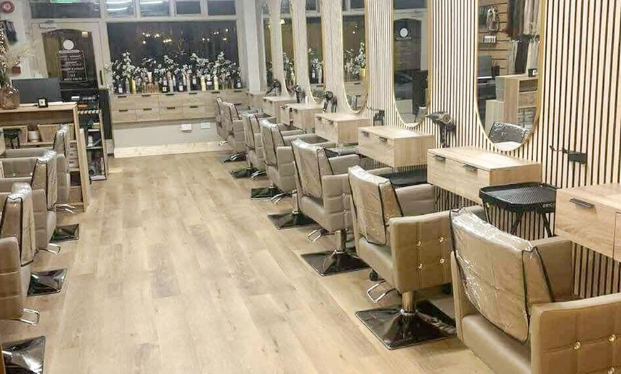 Image 7: Transform Your Hair with a Brazilian Blow Dry