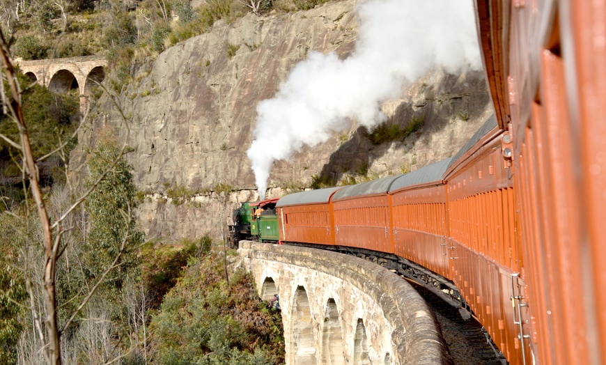 Image 4: Zig Zag Railway&Lavender Farm Tour,Haymarket:One-Day Scenic Experience