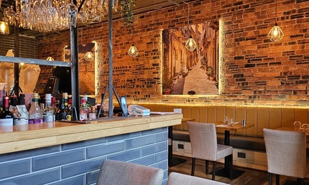 For 2: Gourmet Italian Dining - 2 Course Menu & Glass of Prosecco or Soft Drink - Maremonti Restaurant