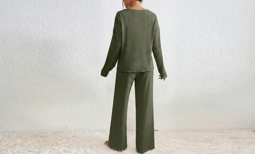 Image 10: Women’s V-neck Knitted Solid-colour Two-piece Set 