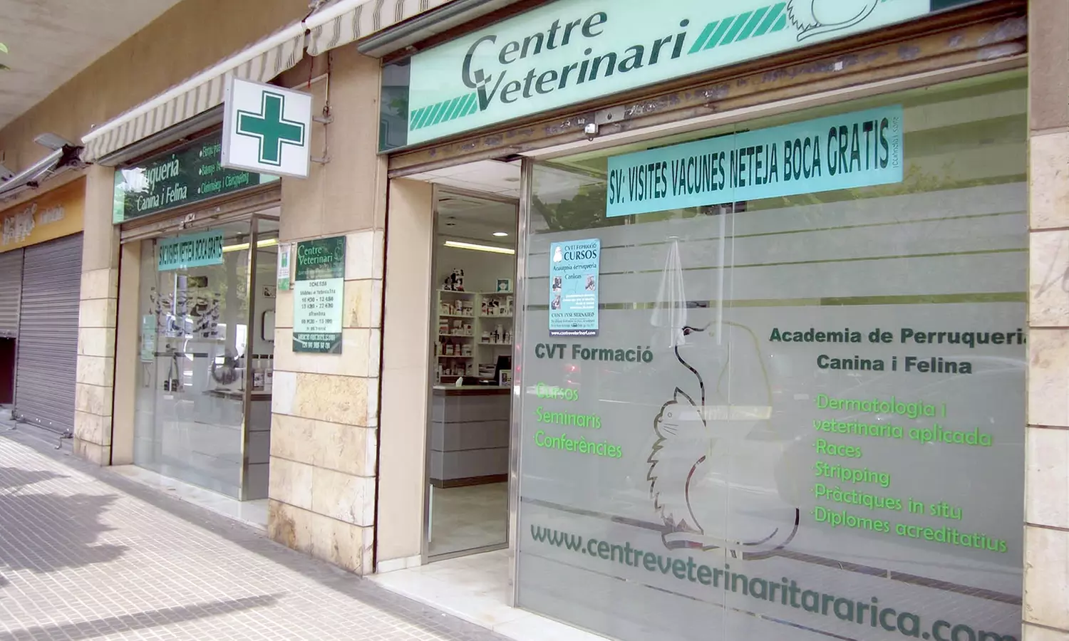 Vacuna para perro o gato en Centre Veterinari Terrassa