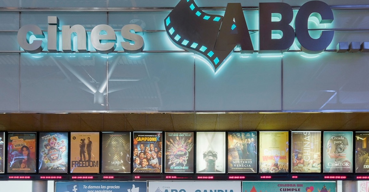Entradas de cine con opciones de palomitas y bebida en Cines ABC, Valencia