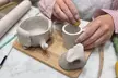 Crea piezas de cerámica en un taller de 2 horas para hasta 1, 2,4 u 8 personas con hasta un 21% de descuento - Second Medium
