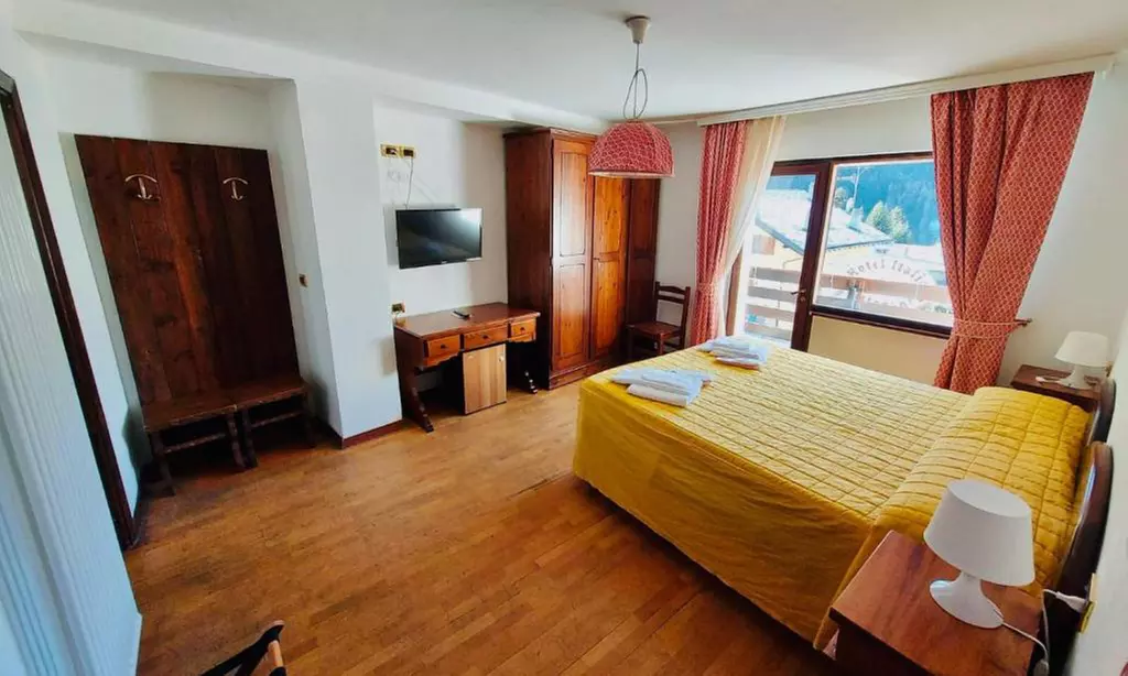 Italie, Aoste : chambre double ou twin avec demi-pension