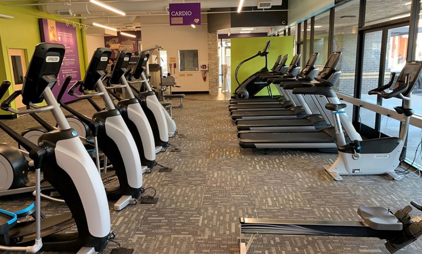 Image 5: 90-Day 24-Hour Gym Membership with 2 or 4 Success Personal Trainings