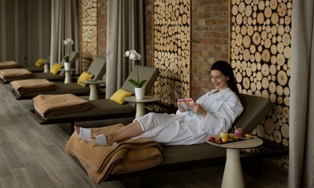 50-Minute Luxury Pamper Package with Refreshment, Pool, and Thermal Suite Access