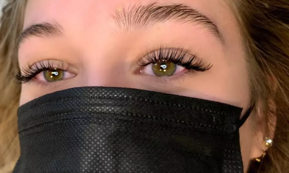 Get Gorgeous with Classic Eyelash Extensions
