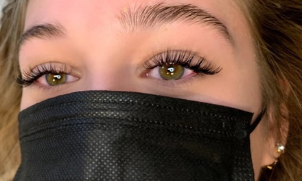 Full Set of Classic Eyelash Extensions - Knights Aesthetics