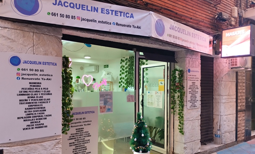 Image 5: Ritual de masaje en pareja de 1 hora con aromaterapia, cava y bombones