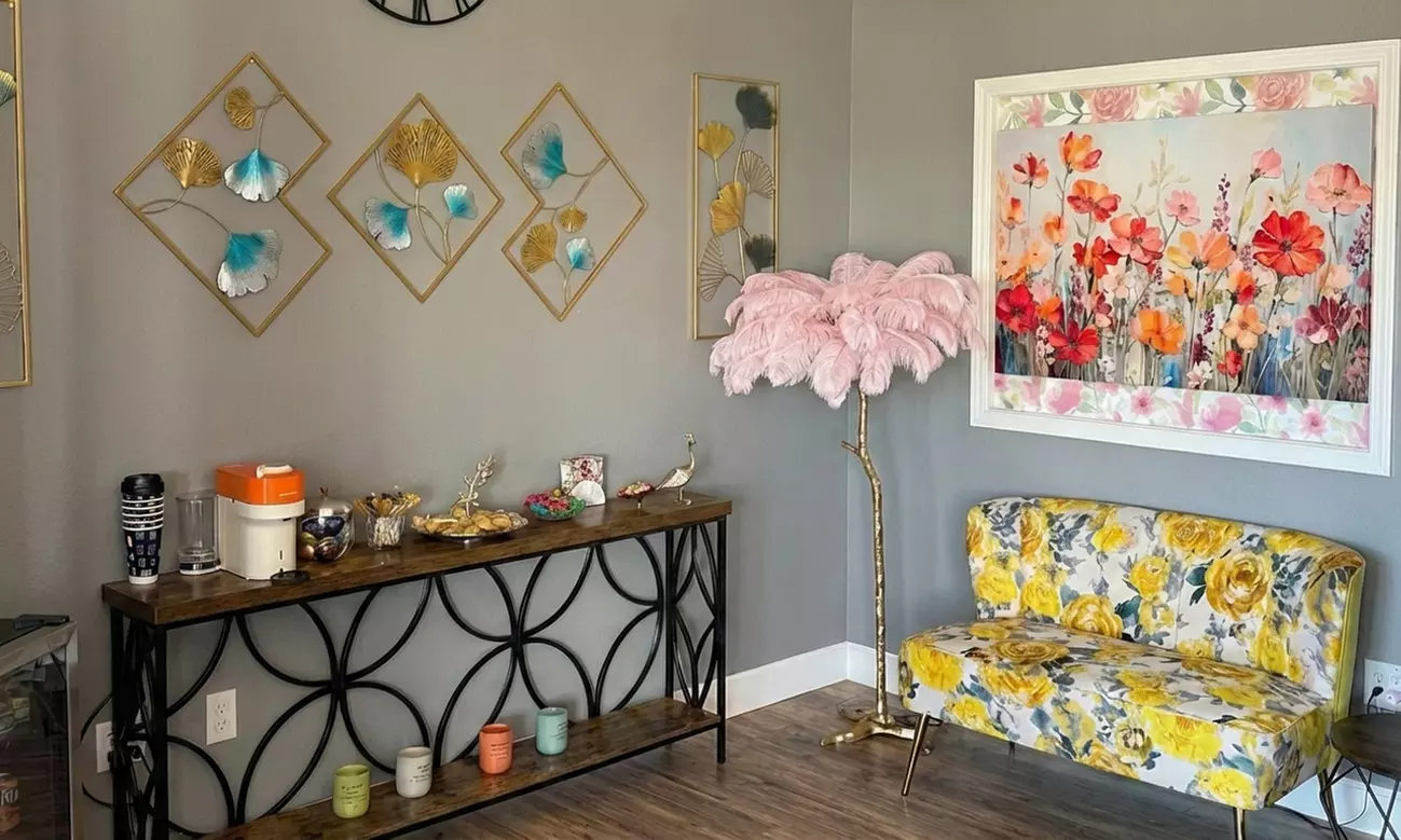 Solo/Couples: 45 Min Deep Tissue Massage w Hot Stone & Essential Oils