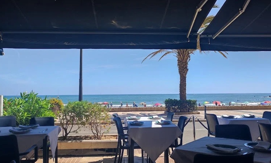 Image 14: Menú de arroces o menú prémium frente al mar para 2 o 4 personas