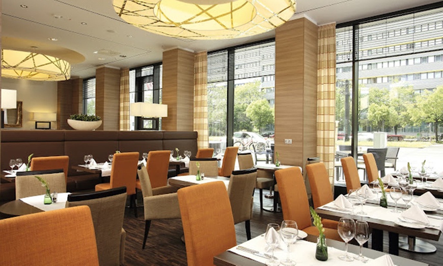 Image 2: Brunch am ersten oder zweiten Weihnachtsfeiertag für 2 oder 4 Personen