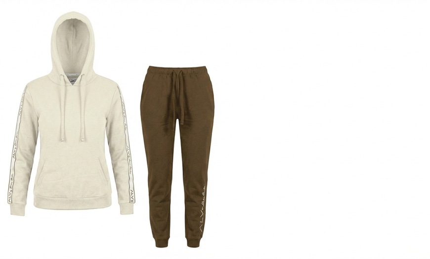 Image 5: Tuta da donna in cotone Alviero Martini