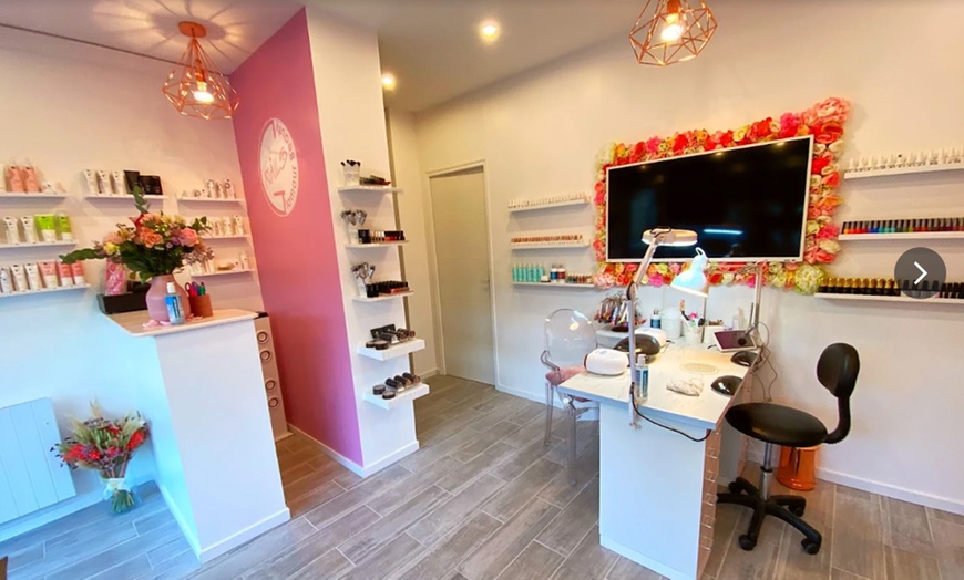 Image 2: Massage relaxant de 30 min, soin du visage coup d'éclat en option