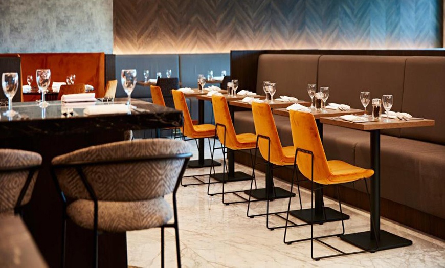 Image 10: 4* Kingston: One or Two Nights Stay 