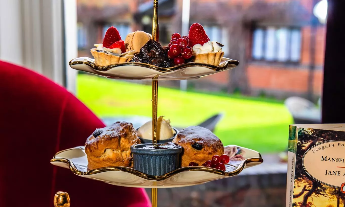 Up to 25% Off on Afternoon Tea at The Winchester Royal Hotel  Non Accommodation