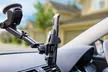 Support voiture rétractable et ajustable à 360°, pare-brise ou tableau de bord, compatible tous smartphones - Second Medium