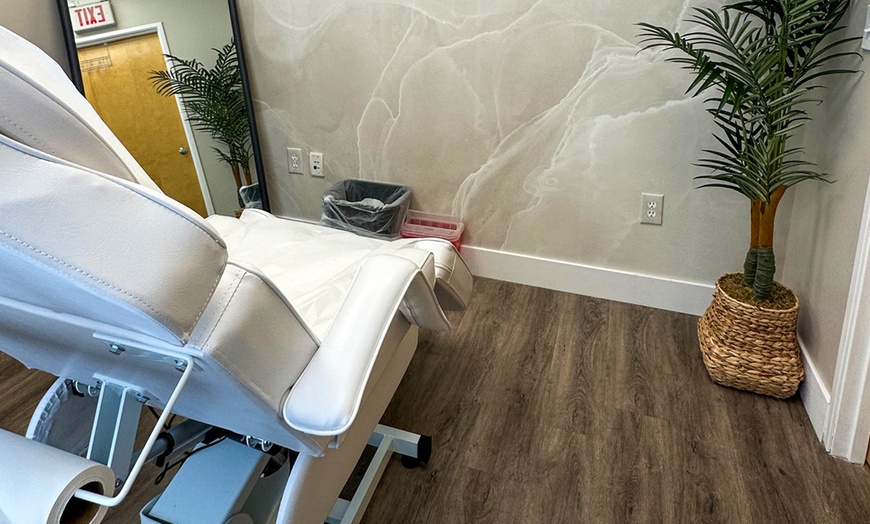 Image 3: Laser Hair Removal: 3 or 6 Sessions for Smooth, Hair-Free Skin