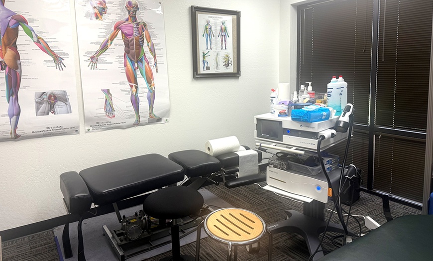 Image 4: Unwind with 1 or 3-Pack of 60-Minute Massages or Shockwave Therapy