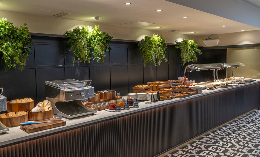 Image 12: Spa Day for 1 or 2 with Two 25 Minute Treatment, Lunch, & Prosecco 